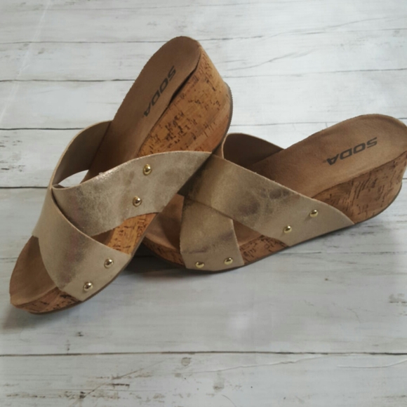 Soda Shoes | Soda Nwob Gold Metalic Cork Wedge Sandals Sz 75 | Poshmark
